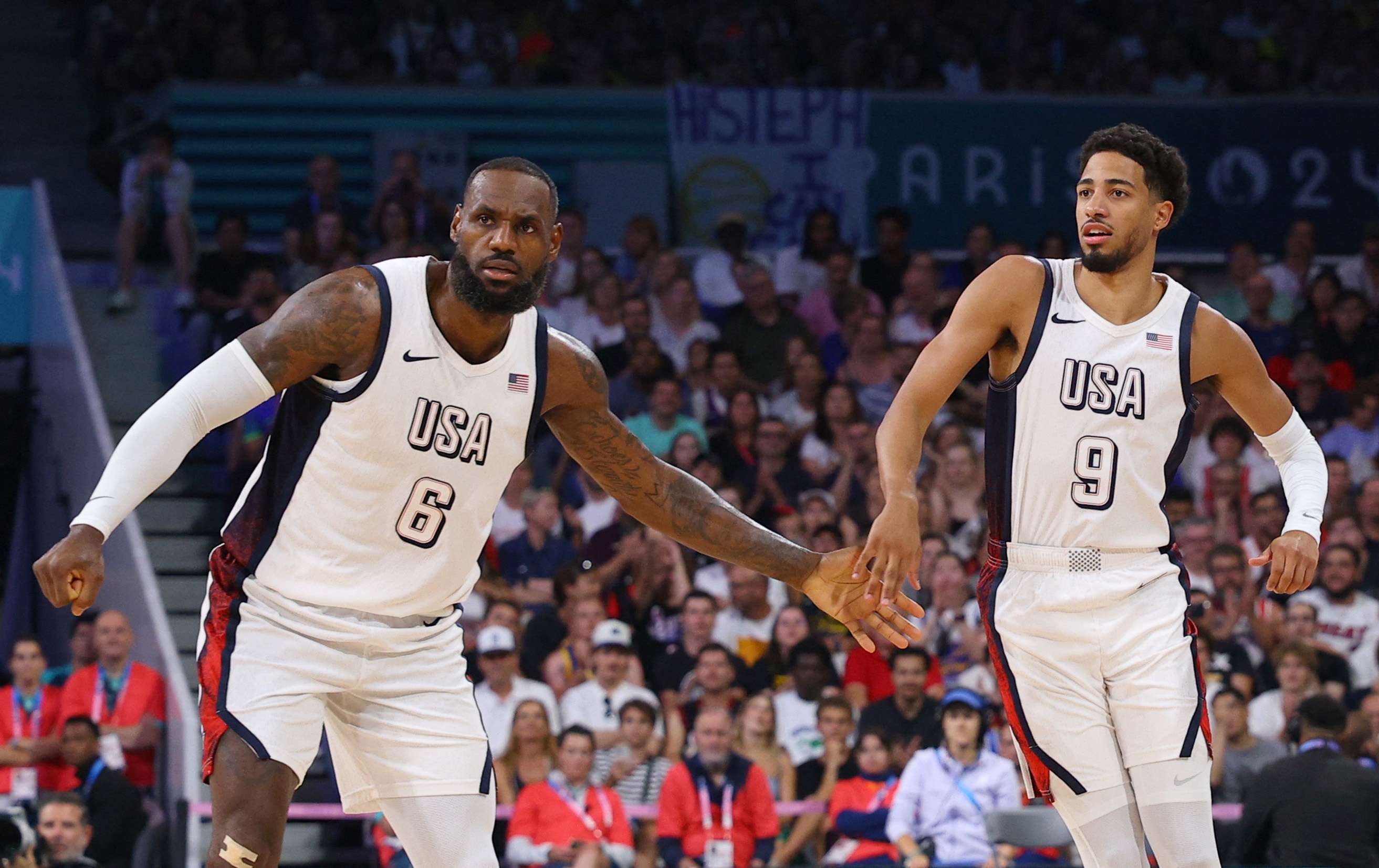 包含美国队运筹帷幄,国际篮球比赛中展现团队协作的词条 包含美国队运筹帷幄,国际篮球比赛中展现团队协作的词条