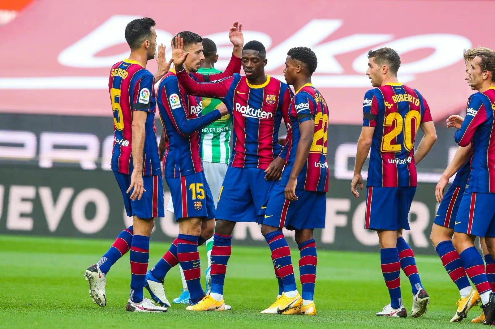 巴萨五连胜收官,梅西梅开二度领先 巴萨五连胜收官,梅西梅开二度领先