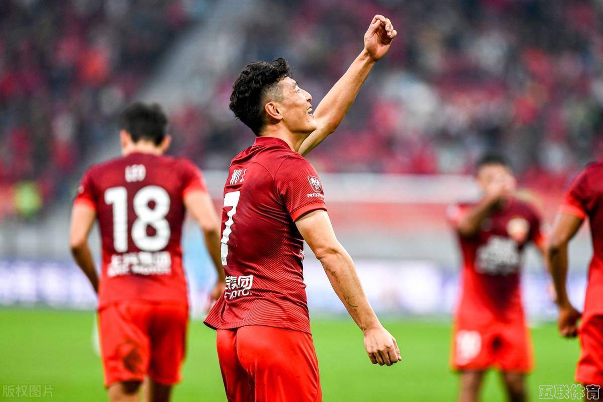 蔚山现代关键胜出,晋级亚冠八强 蔚山现代关键胜出,晋级亚冠八强