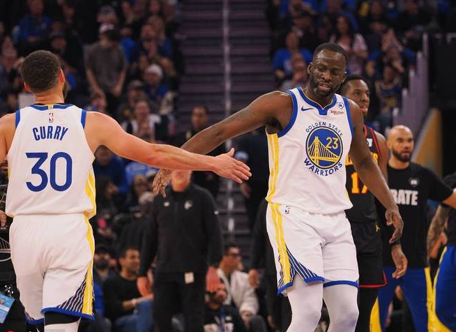 勇士大胜老鹰，迎来两连胜的简单介绍